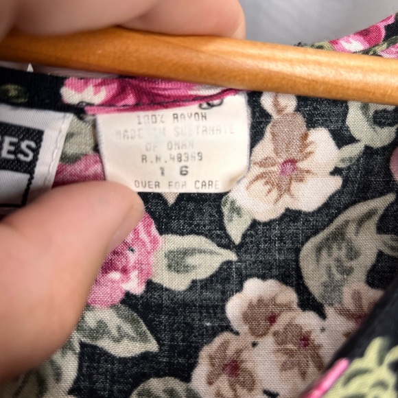 Vintage Ulterior Motives Floral Dress - Picture 4 of 7